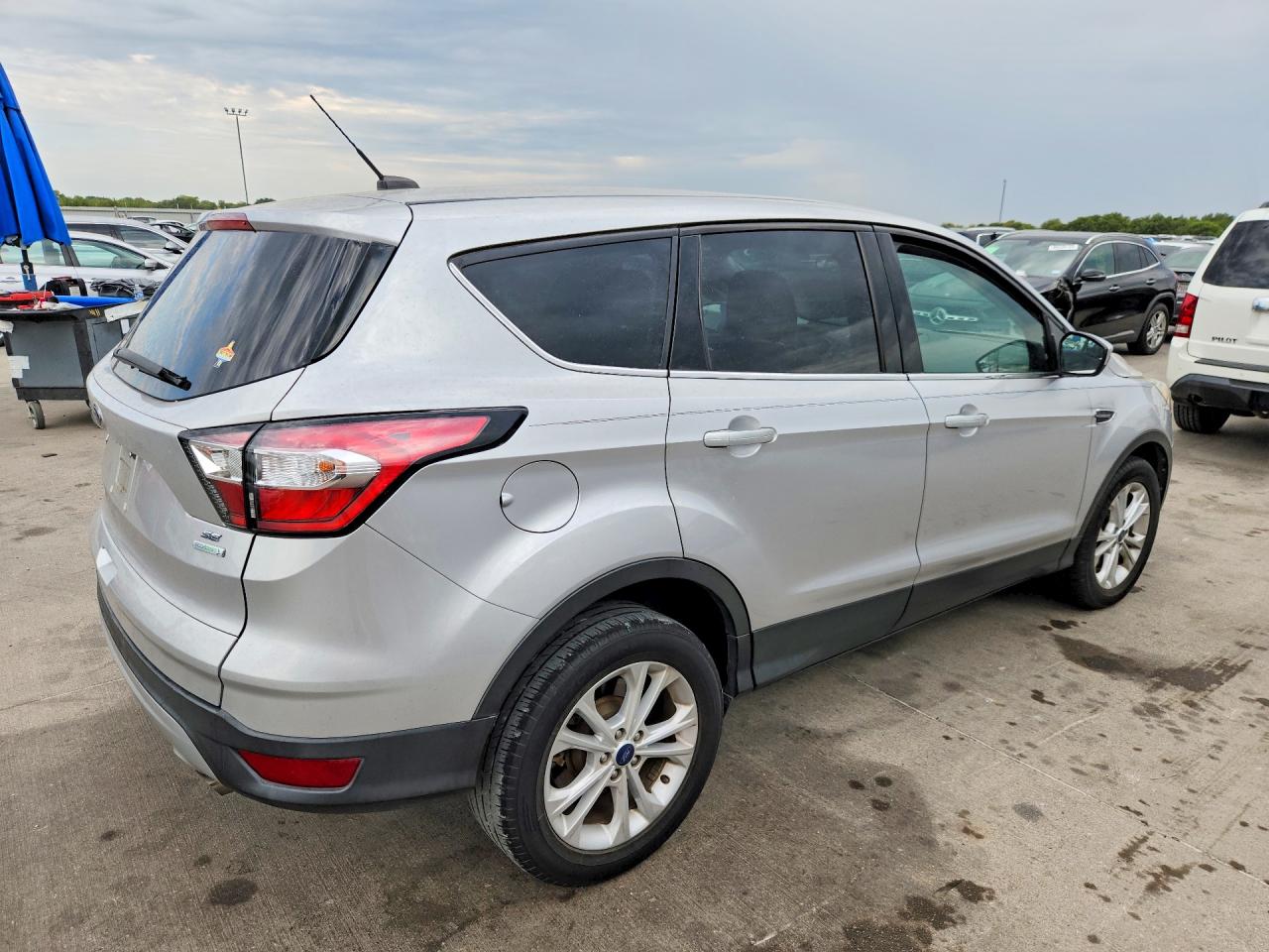 2017 FORD ESCAPE SE — снимка 3