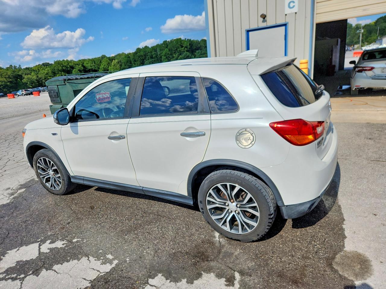2017 MITSUBISHI OUTLANDER SPORT ES — снимка 2