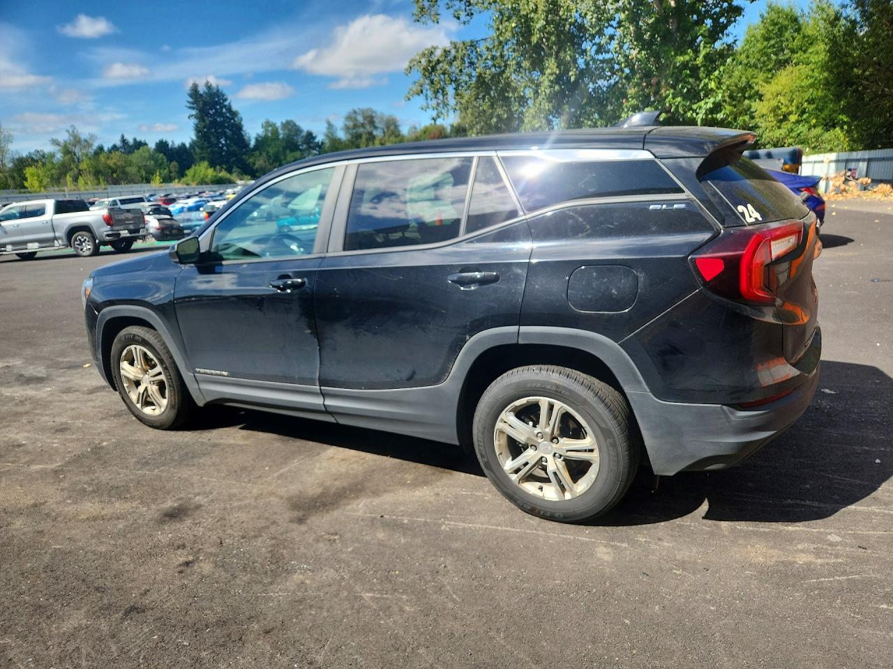 2022 GMC TERRAIN SLE — снимка 2