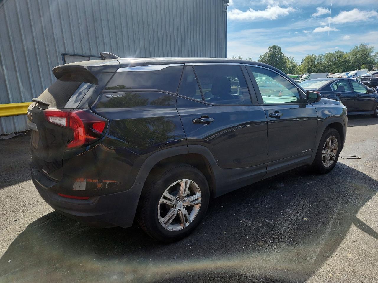 2022 GMC TERRAIN SLE — снимка 3