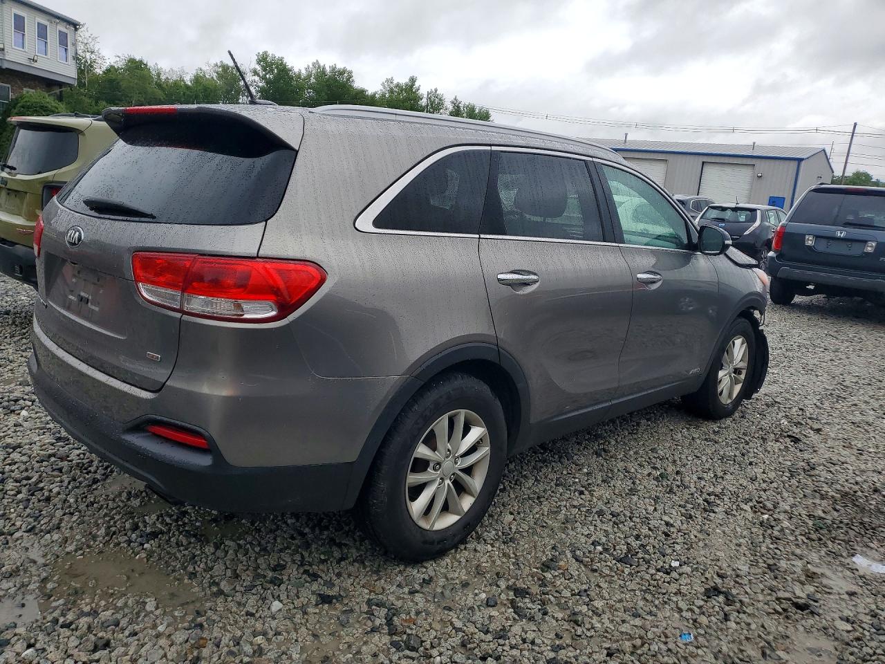 2016 KIA SORENTO LX — снимка 3