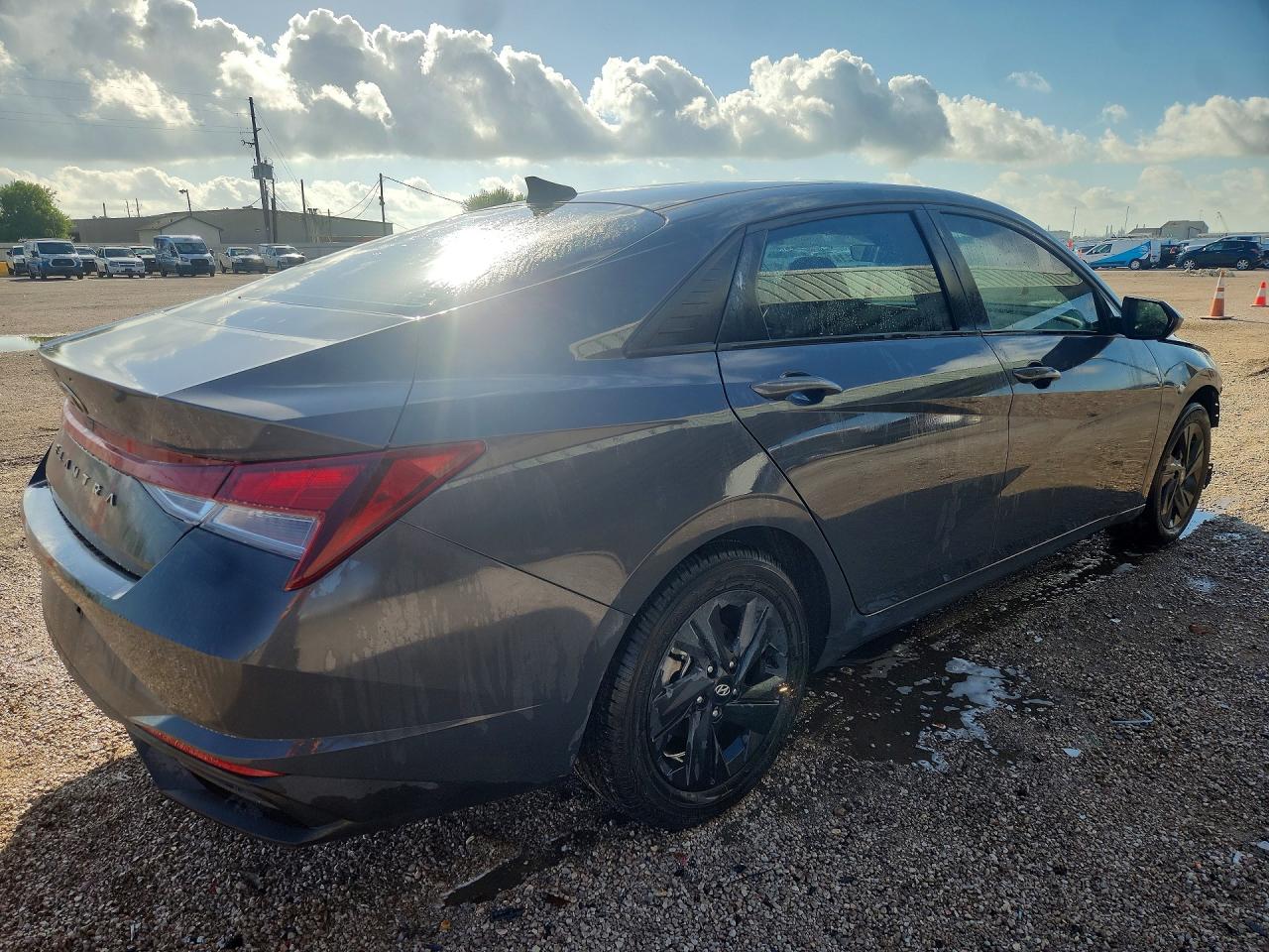 2023 HYUNDAI ELANTRA SEL — снимка 3
