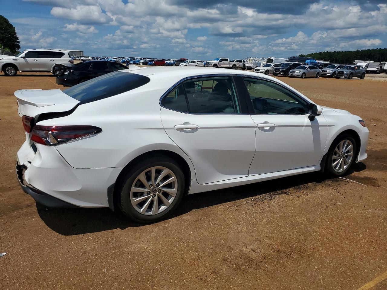 2023 TOYOTA CAMRY LE — снимка 3