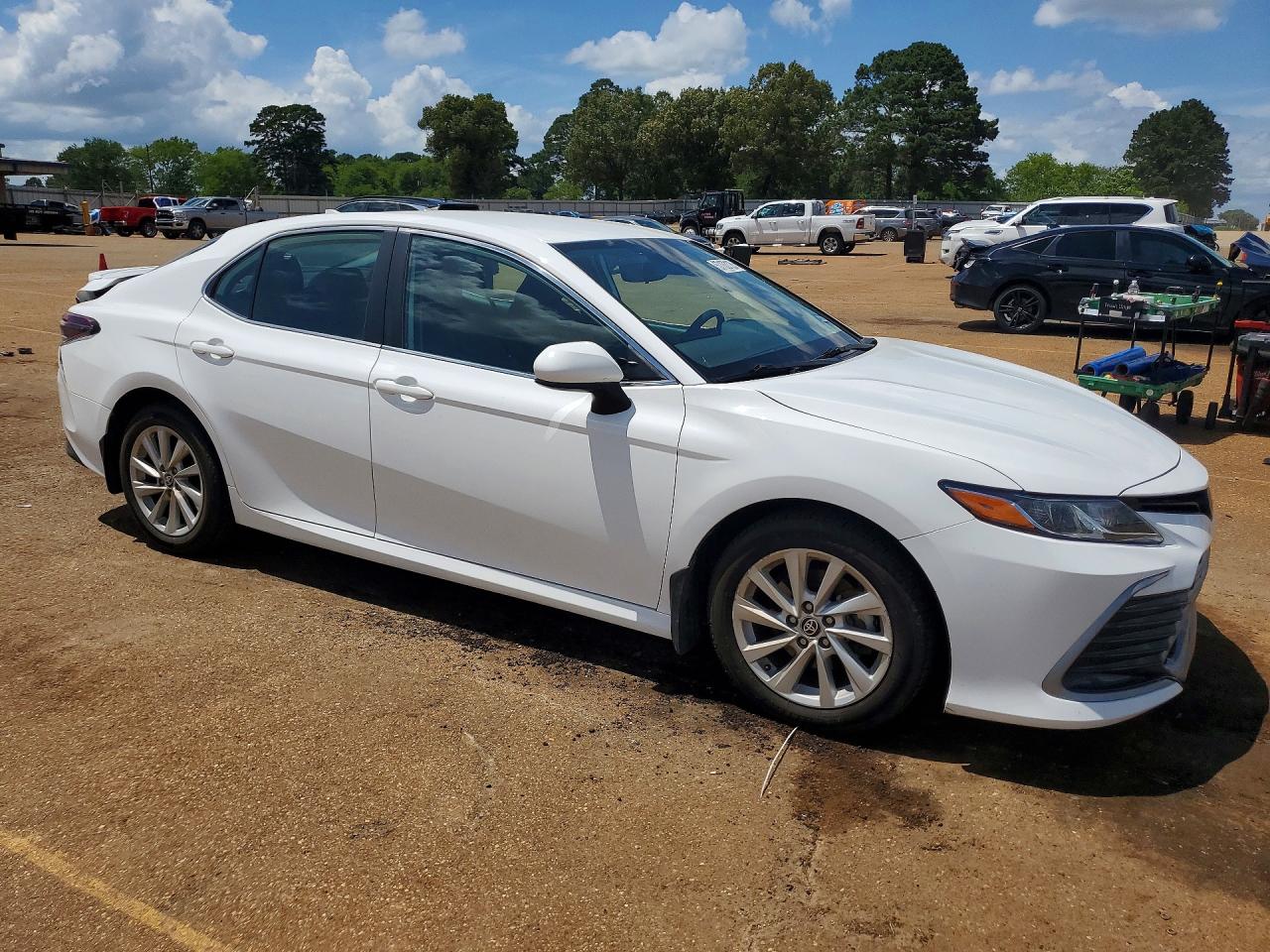 2023 TOYOTA CAMRY LE — снимка 4