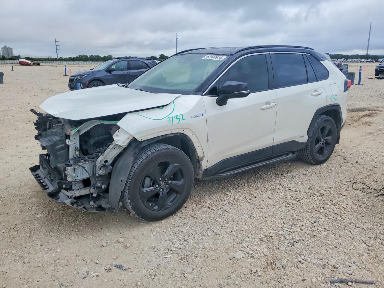 2019 TOYOTA RAV4 XSE