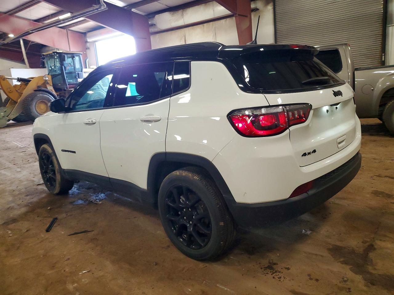 2023 JEEP COMPASS LATITUDE — снимка 2