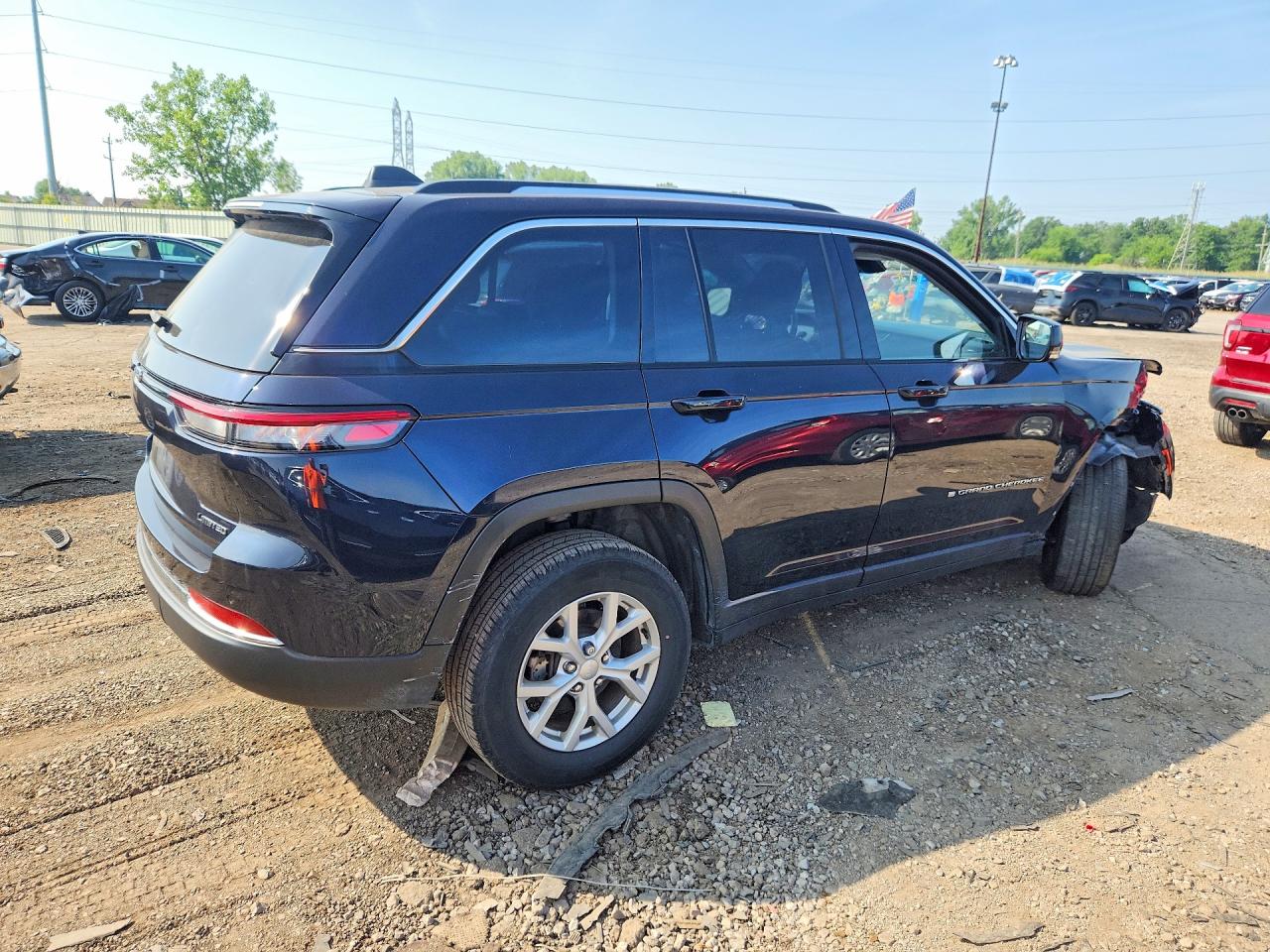 2023 JEEP GRAND CHEROKEE LIMITED — снимка 5