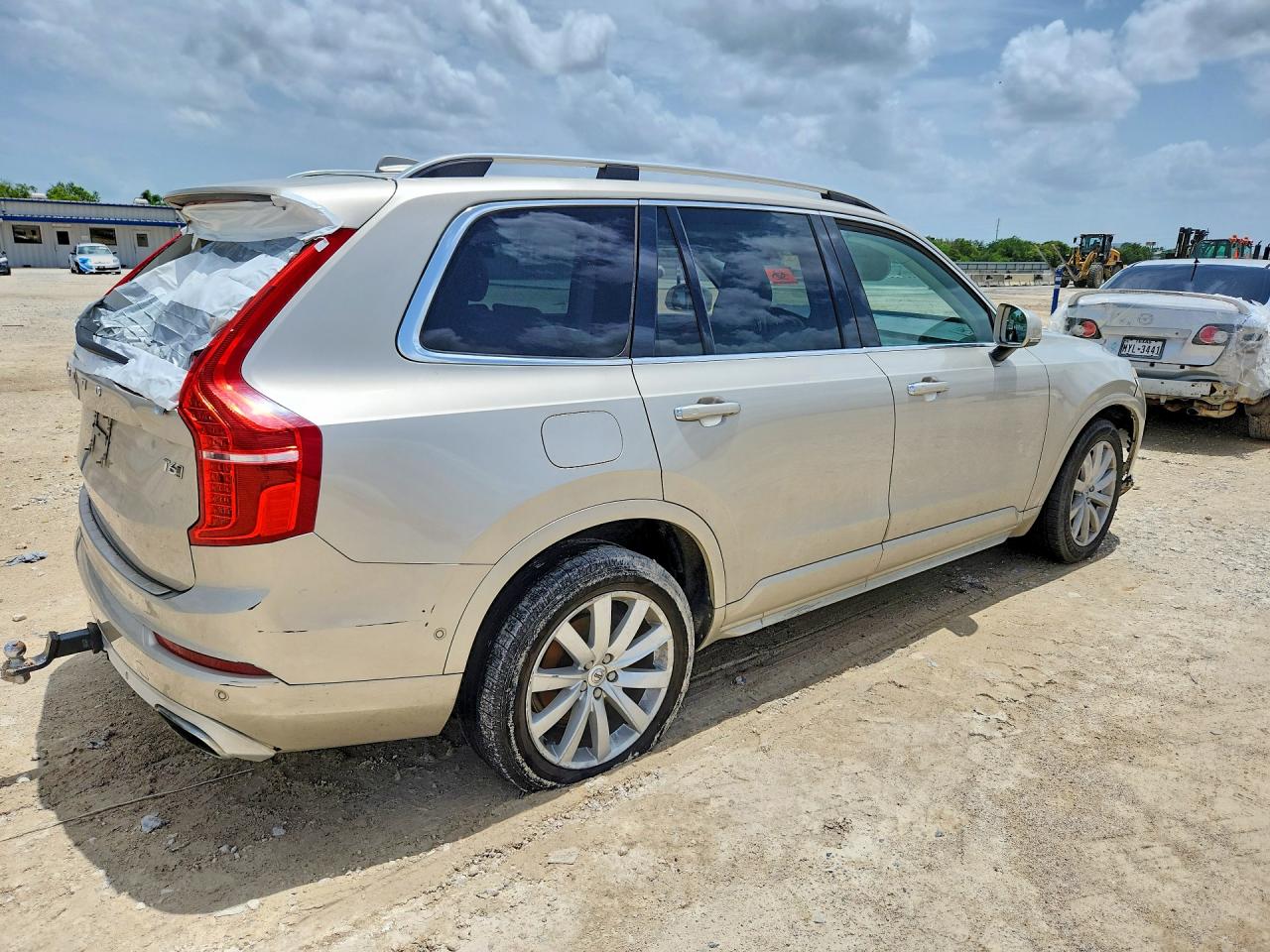 2016 VOLVO XC90 T6 — снимка 3