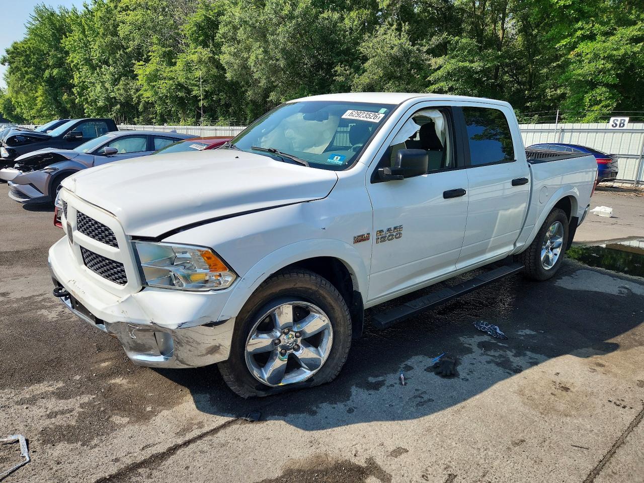 2018 RAM 1500 SLT