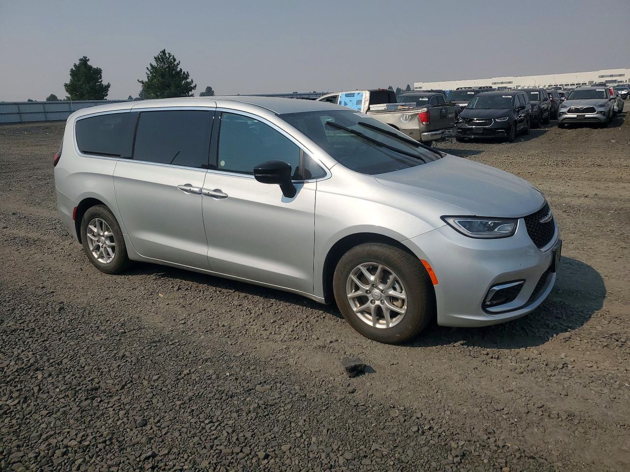 2026 CHRYSLER PACIFICA SELECT — снимка 4