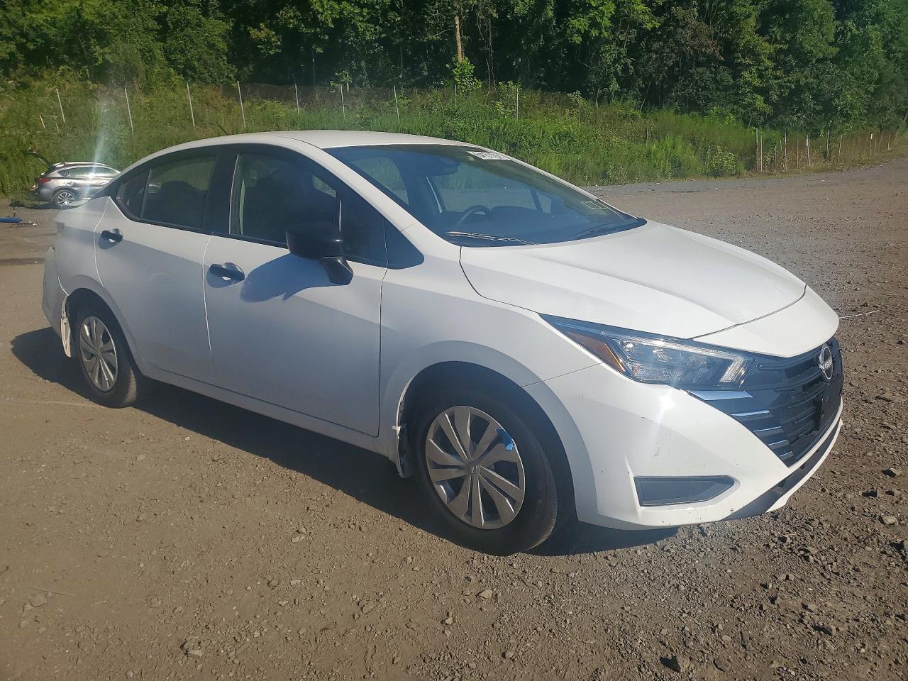 2025 NISSAN VERSA S — снимка 4