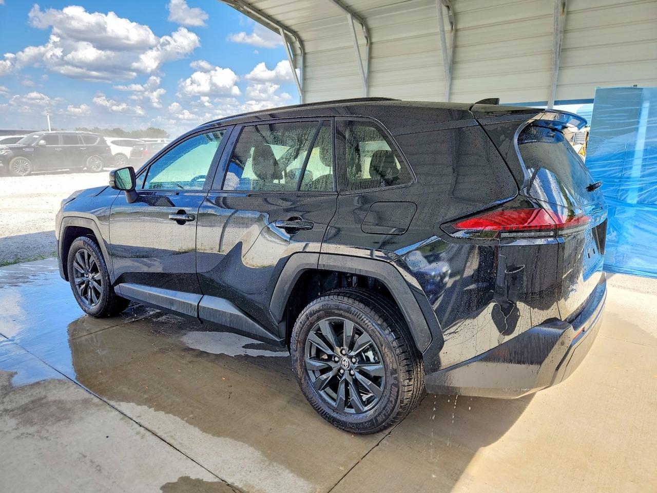 2026 TOYOTA RAV4 XLE PREMIUM — снимка 2