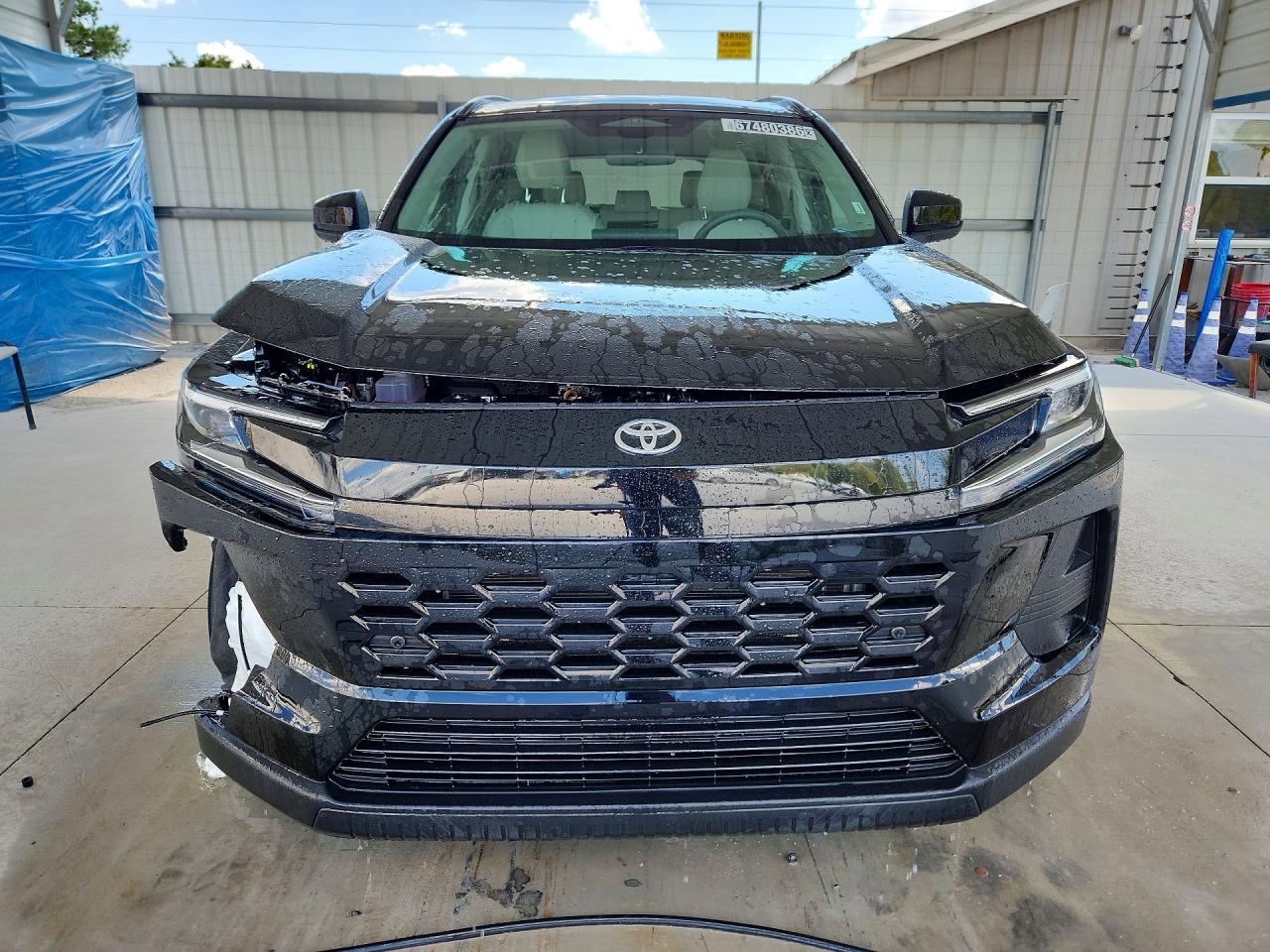 2026 TOYOTA RAV4 XLE PREMIUM — снимка 5