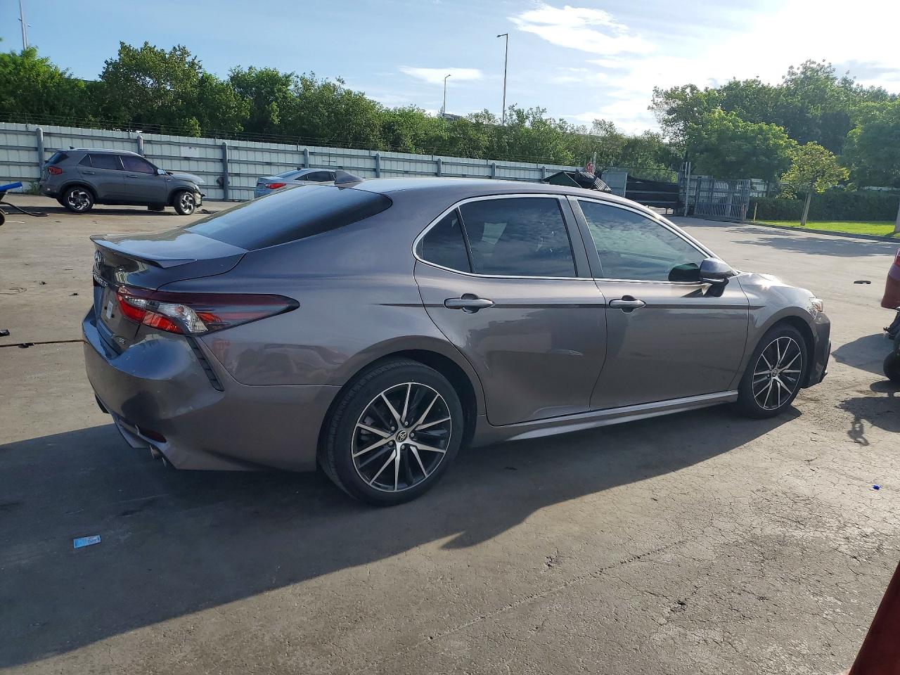 2023 TOYOTA CAMRY SE — снимка 3