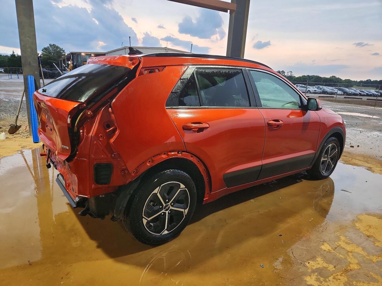2023 KIA NIRO EX — снимка 3