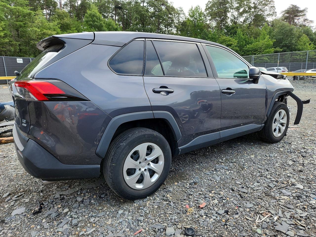 2023 TOYOTA RAV4 LE — снимка 3