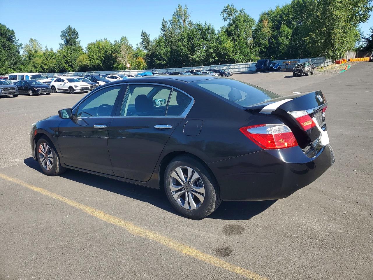 2015 HONDA ACCORD LX — снимка 2