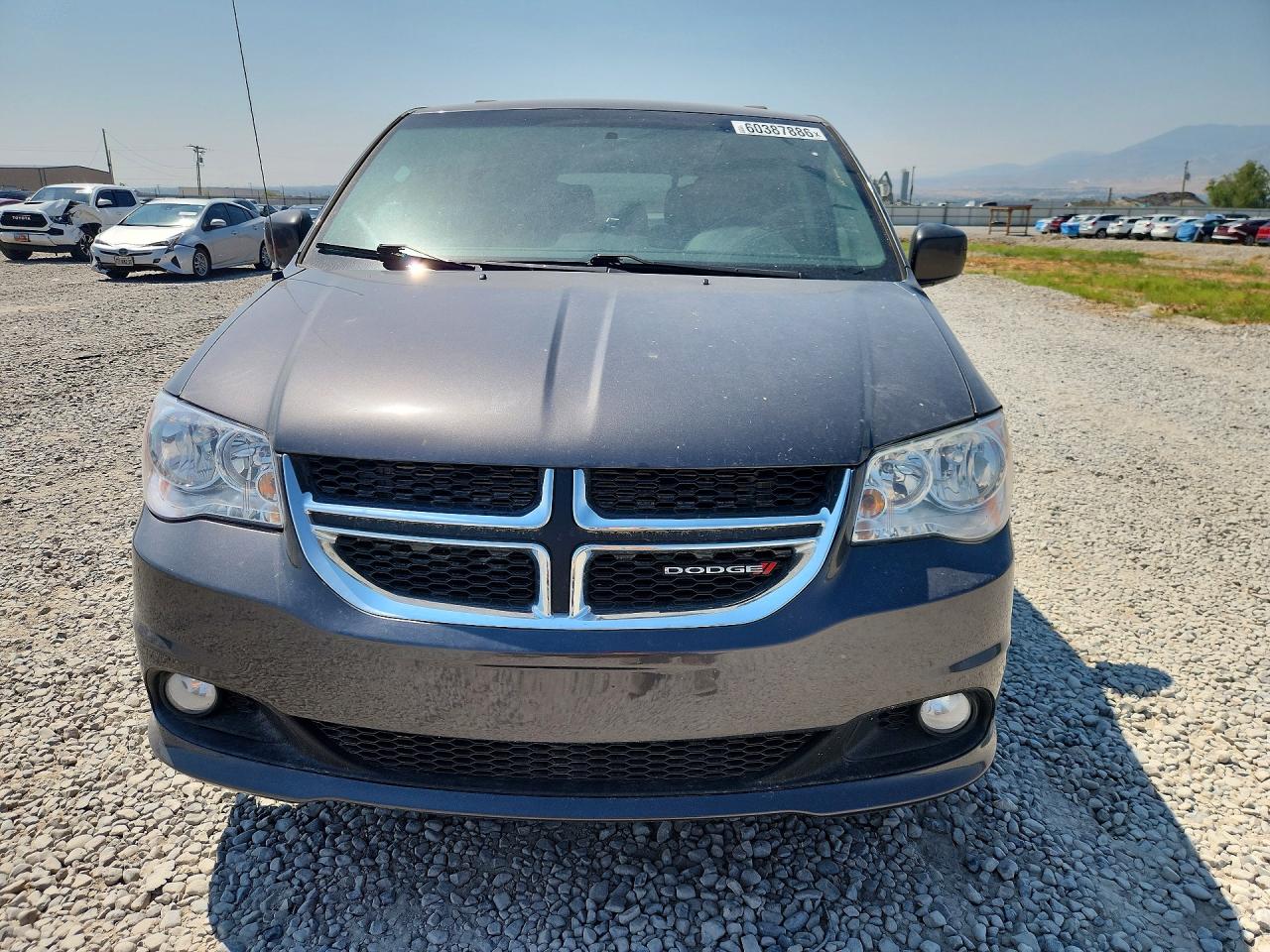 2017 DODGE GRAND CARAVAN SXT — снимка 5