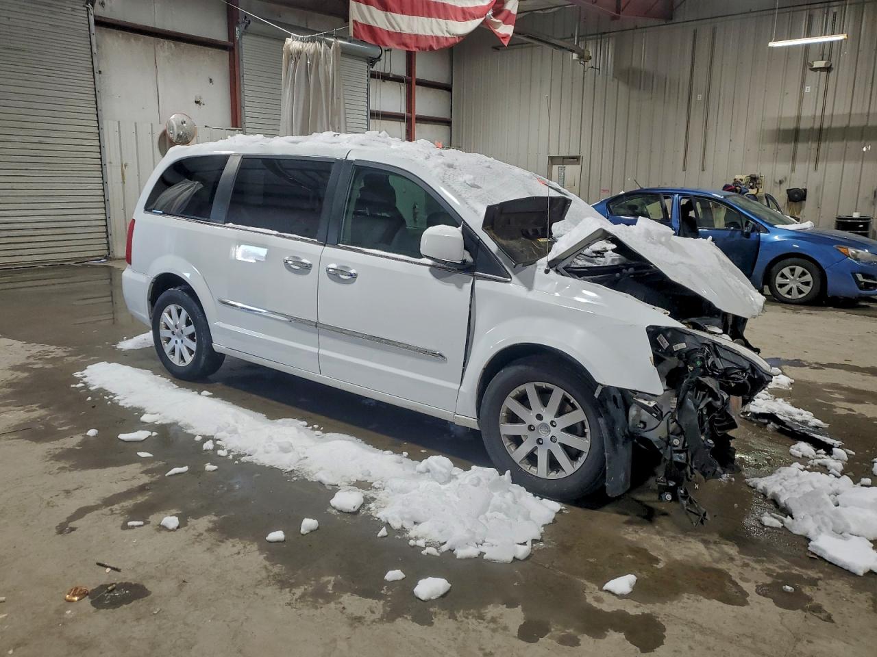 2015 CHRYSLER TOWN & COUNTRY TOURING — снимка 4