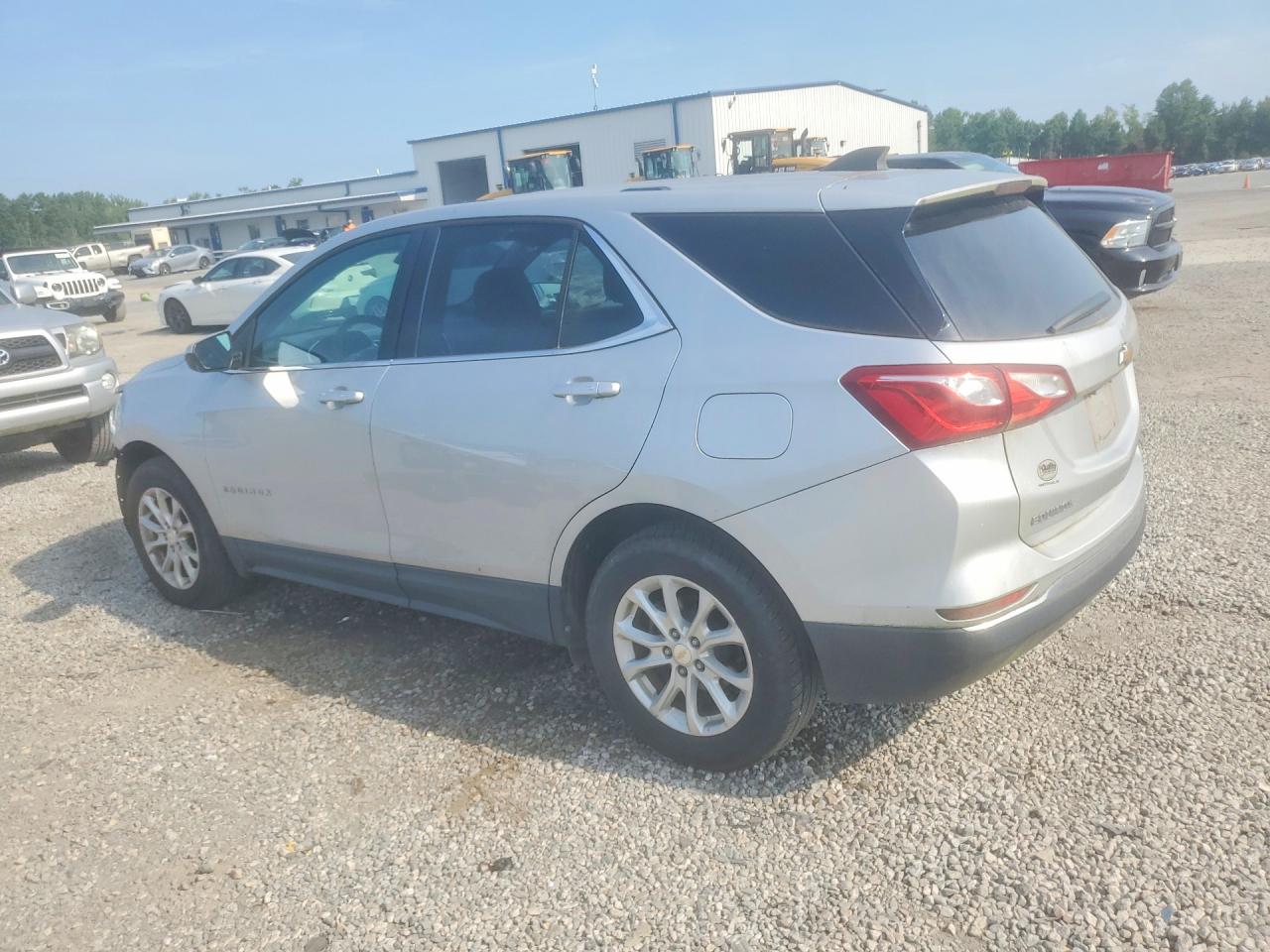 2018 CHEVROLET EQUINOX LT — снимка 2