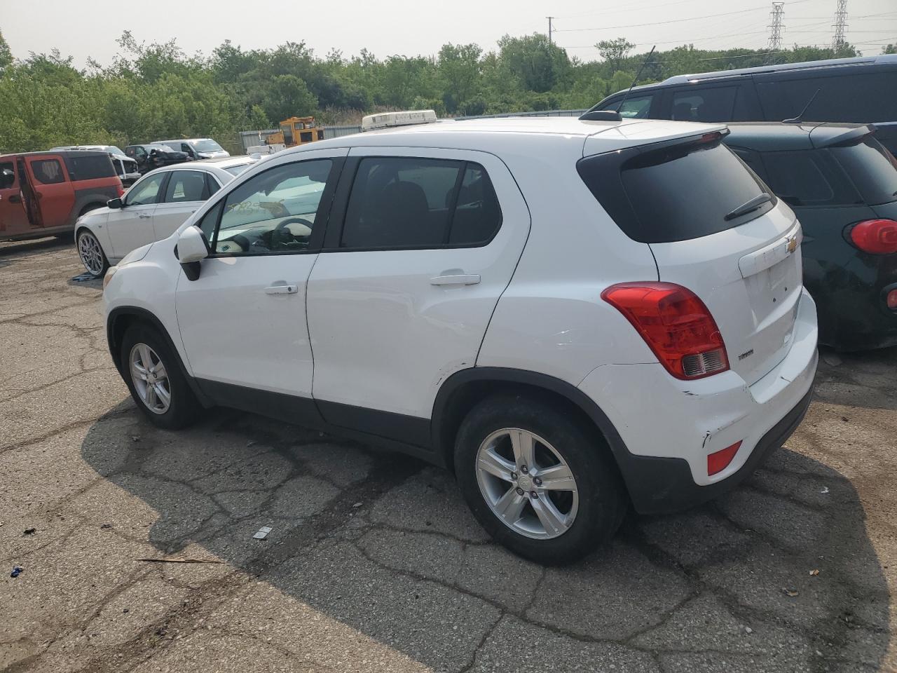 2019 CHEVROLET TRAX LS — снимка 2