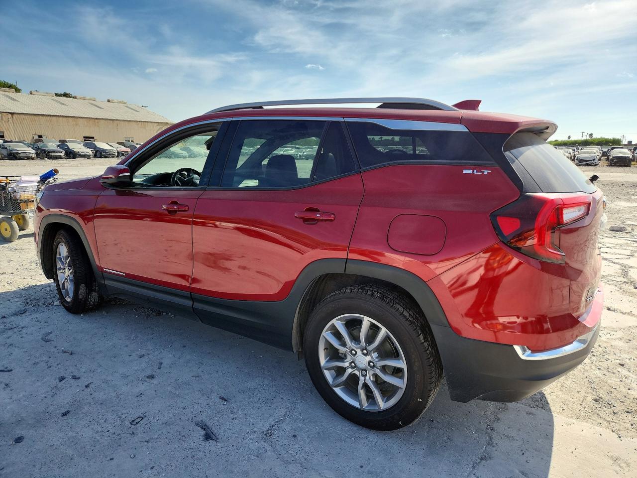 2022 GMC TERRAIN SLT — снимка 2