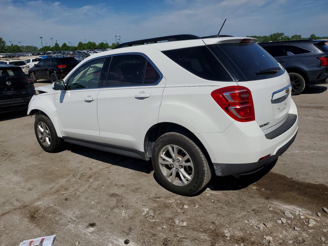 2017 CHEVROLET EQUINOX LT — снимка 2