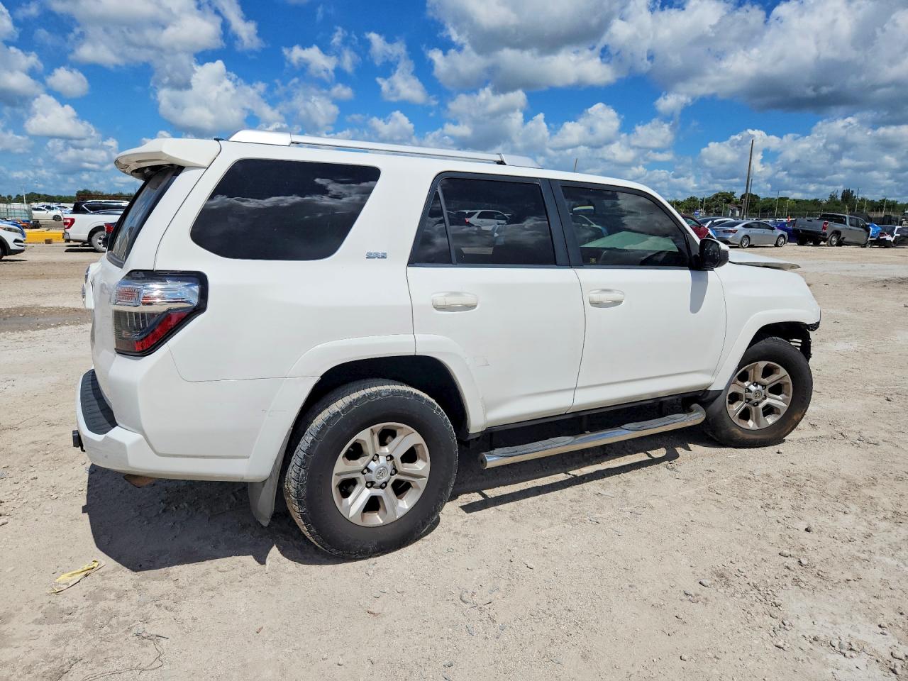 2016 TOYOTA 4RUNNER SR5 — снимка 3