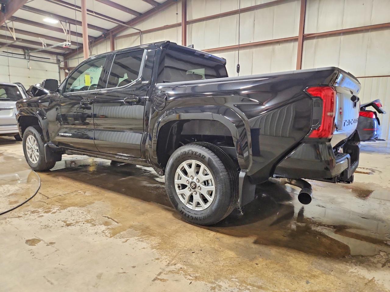 2026 TOYOTA TACOMA SR5 — снимка 2