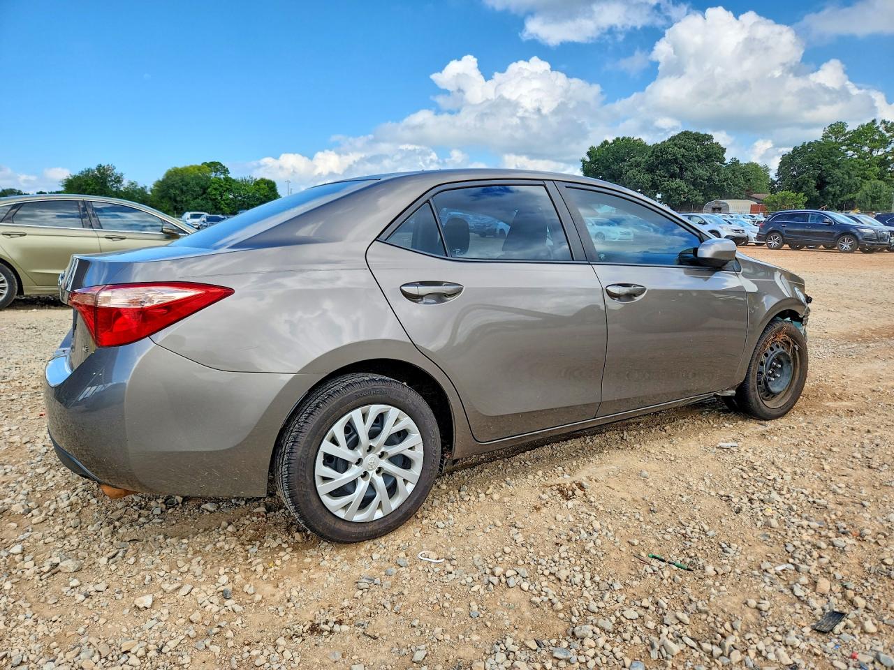 2017 TOYOTA COROLLA LE — снимка 3