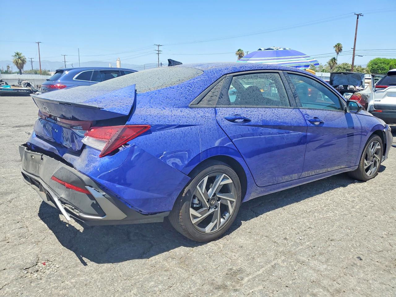 2025 HYUNDAI ELANTRA SEL SPORT — снимка 3