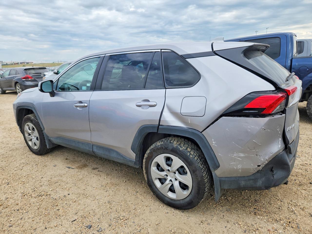 2024 TOYOTA RAV4 LE — снимка 2