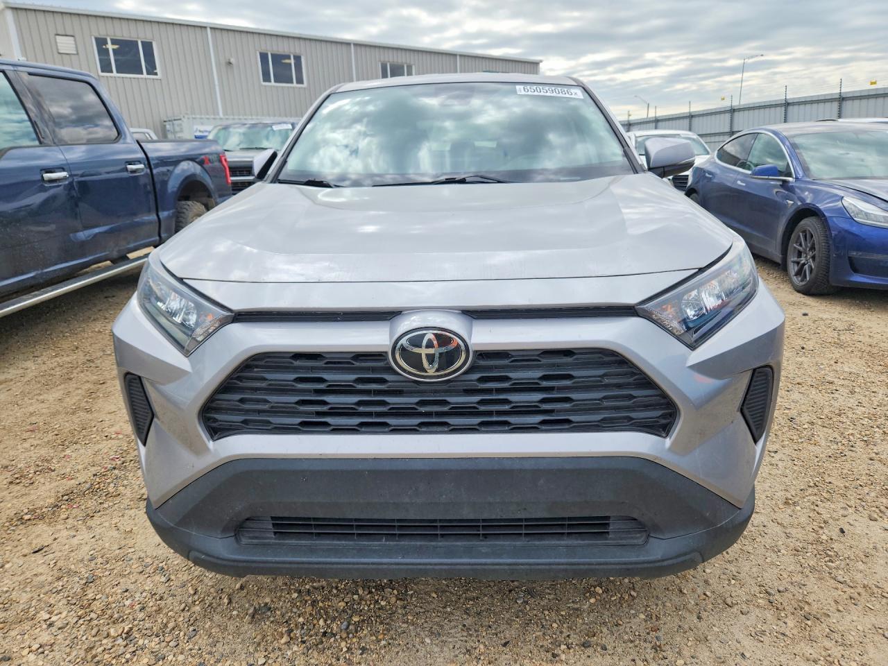 2024 TOYOTA RAV4 LE — снимка 5