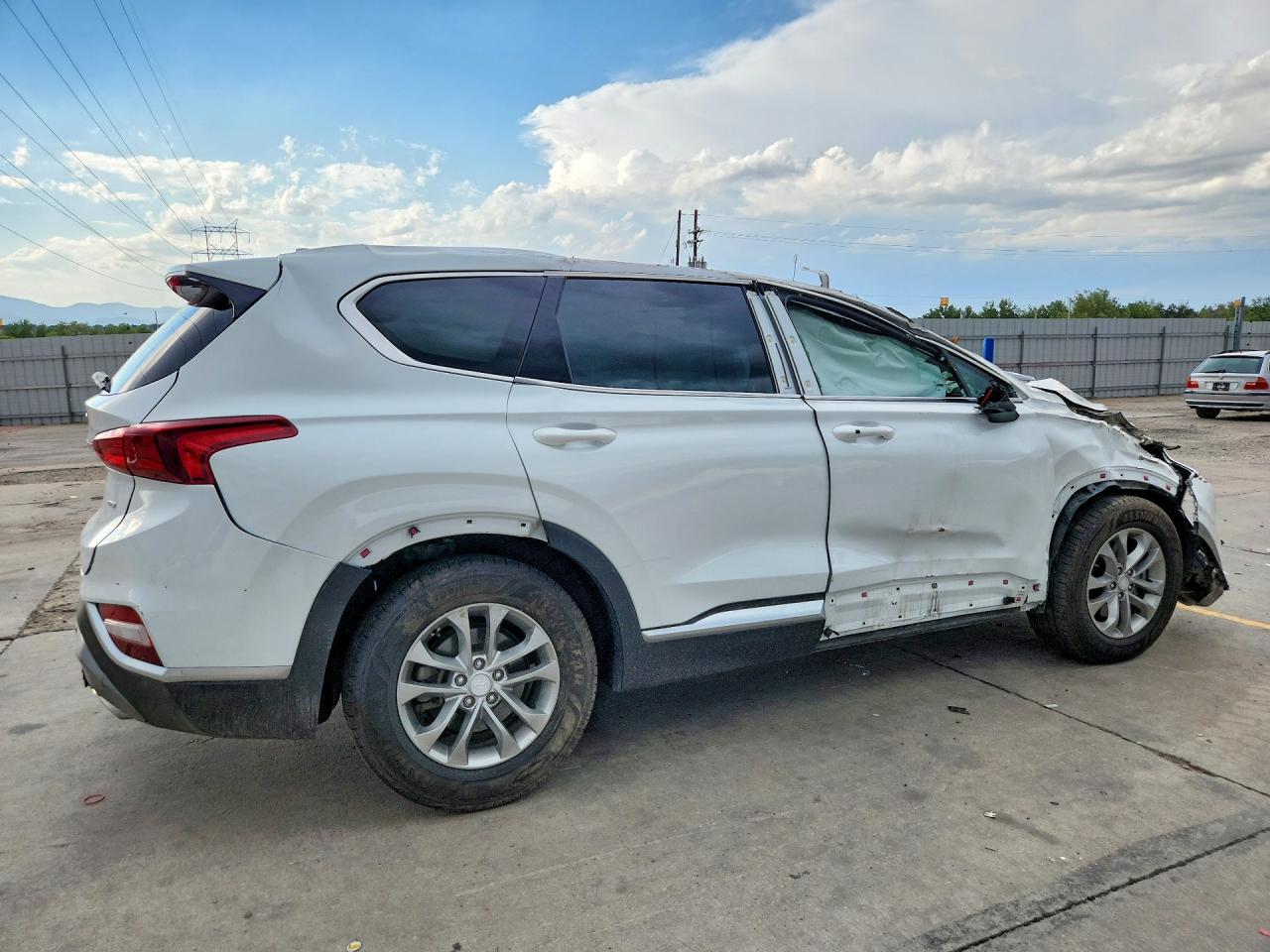 2019 HYUNDAI SANTA FE SEL 2.4L — снимка 3