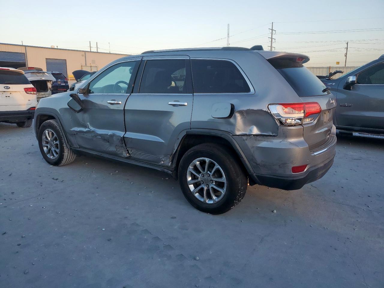 2015 JEEP GRAND CHEROKEE LIMITED — снимка 2
