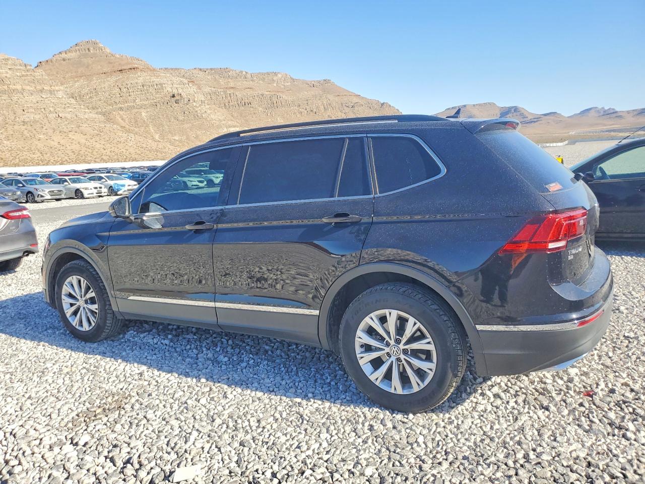 2018 VOLKSWAGEN TIGUAN SE — снимка 2