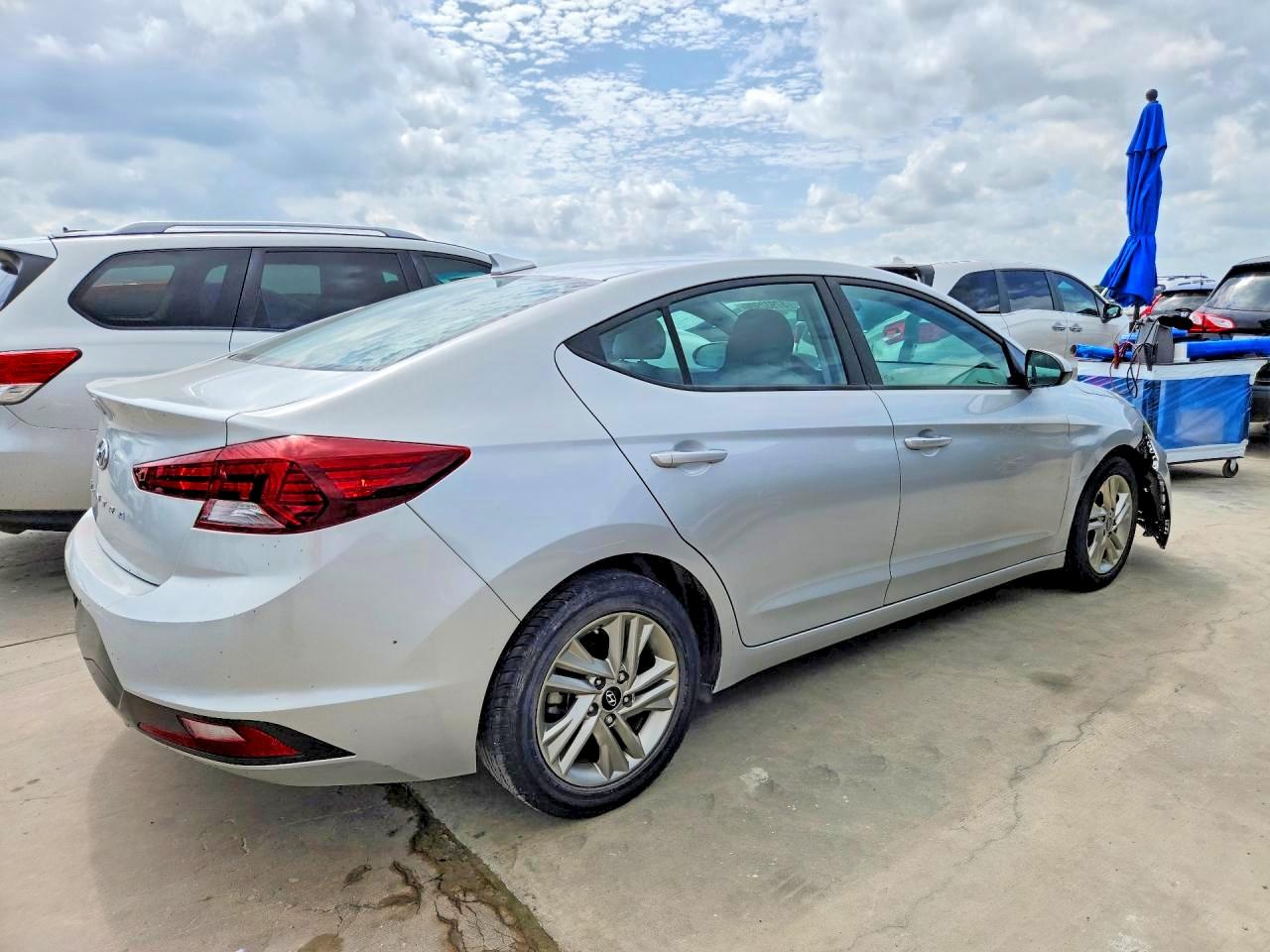 2020 HYUNDAI ELANTRA SEL — снимка 3
