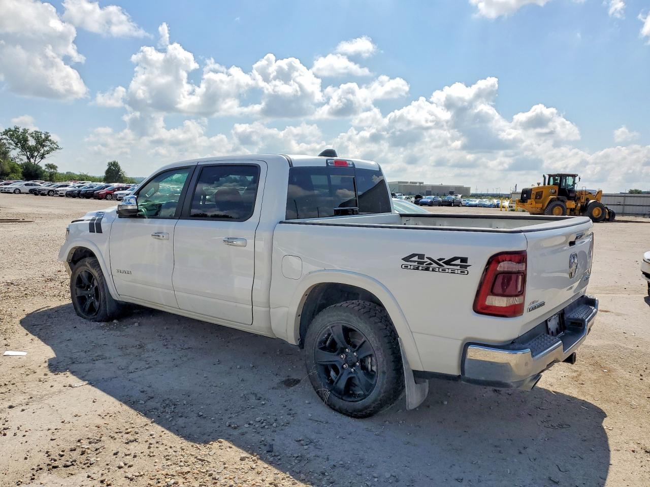 2020 RAM 1500 LARAMIE — снимка 2