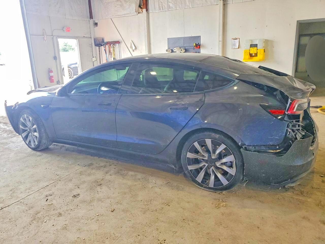 2024 TESLA MODEL 3 — снимка 2
