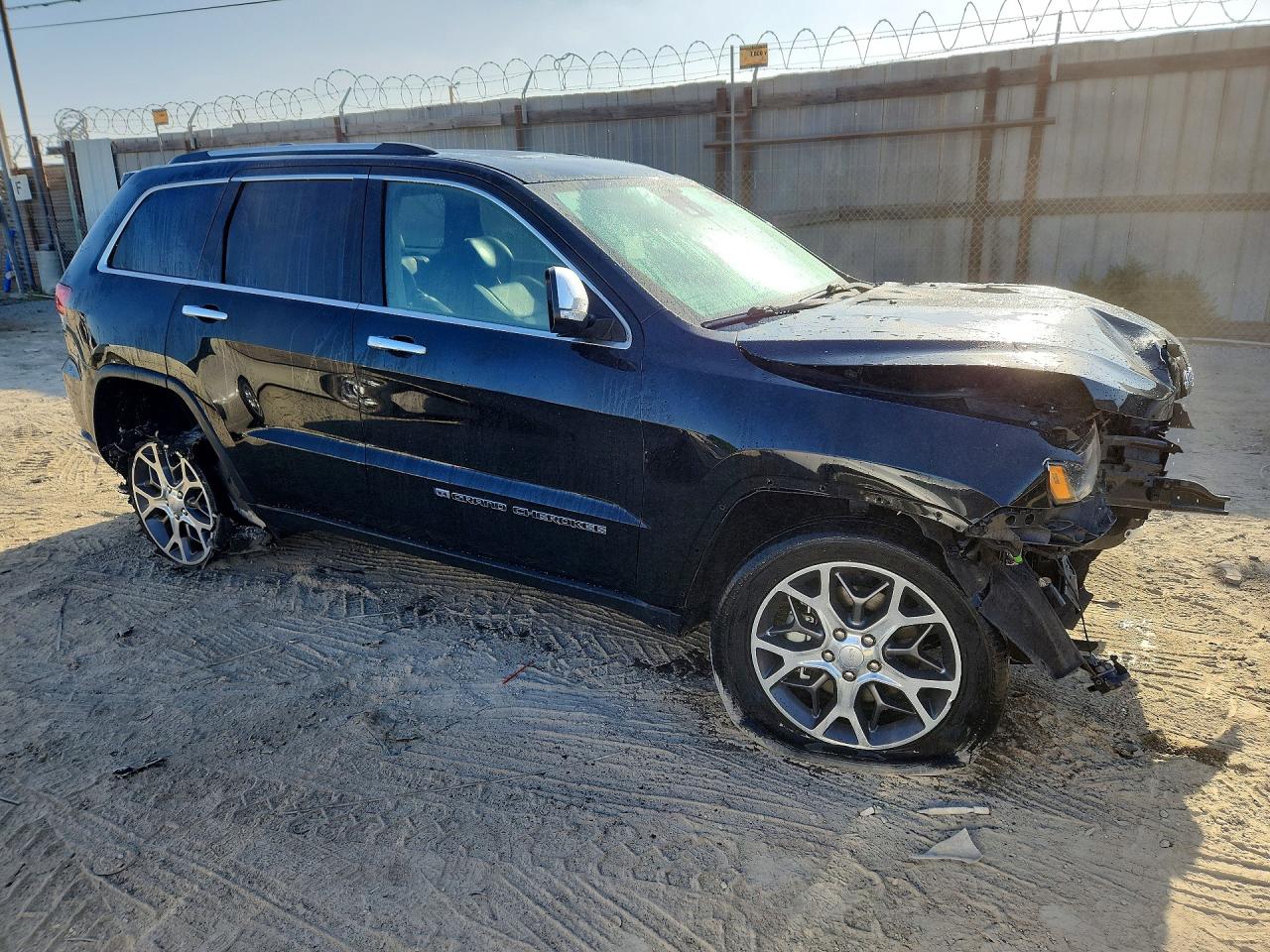 2022 JEEP GRAND CHEROKEE LIMITED — снимка 4
