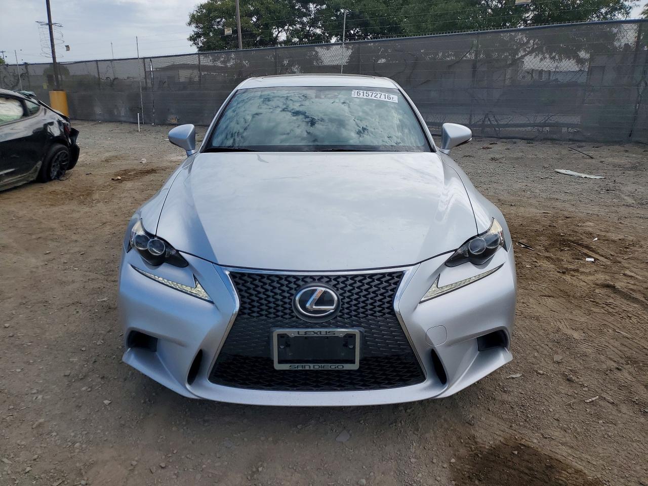 2016 LEXUS IS 200T — снимка 5