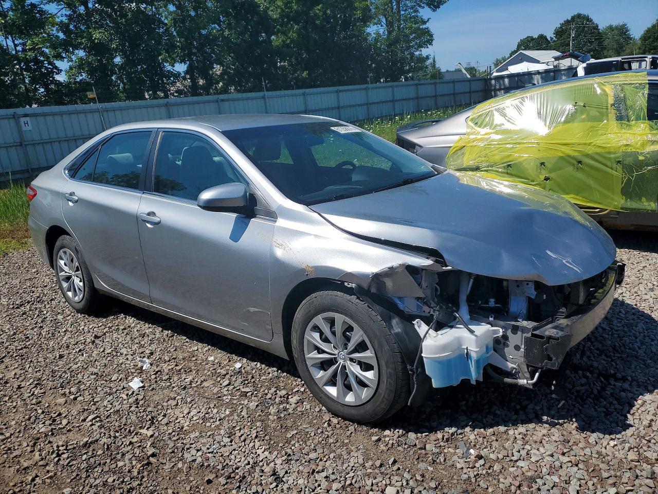2015 TOYOTA CAMRY LE — снимка 4