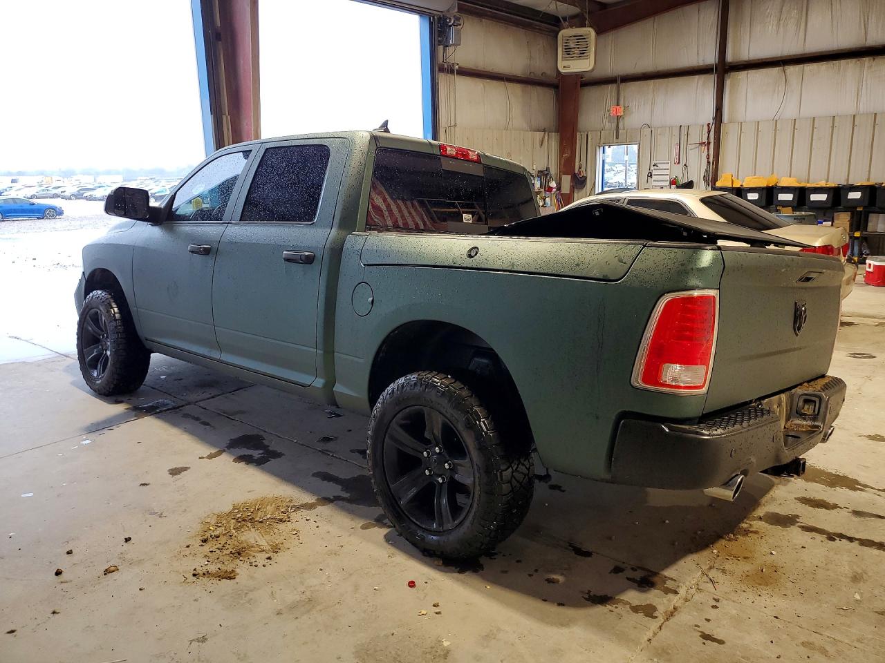 2018 RAM 1500 SPORT — снимка 2