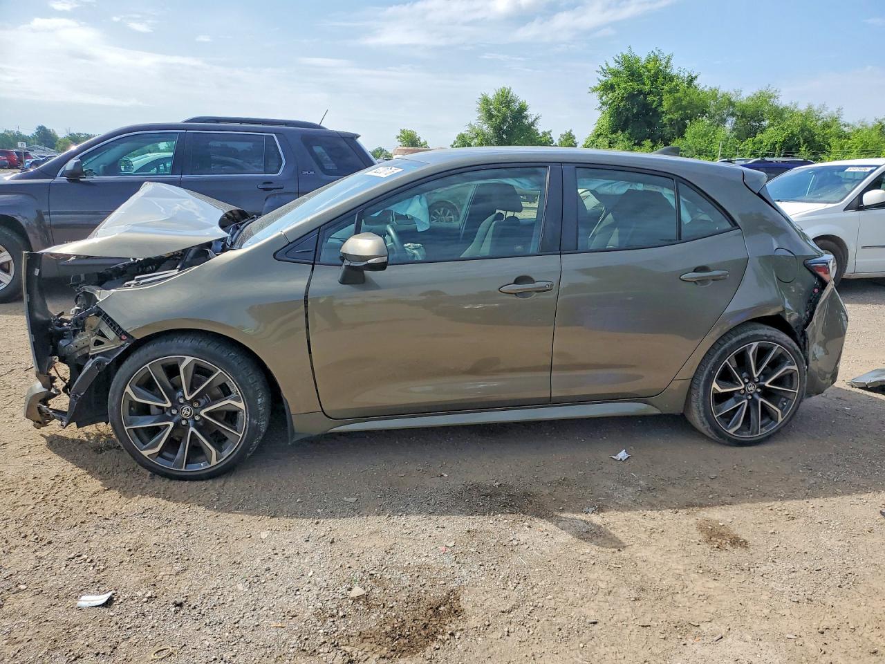 2019 TOYOTA COROLLA SE