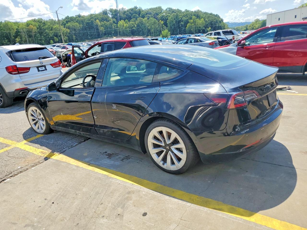 2022 TESLA MODEL 3 — снимка 2