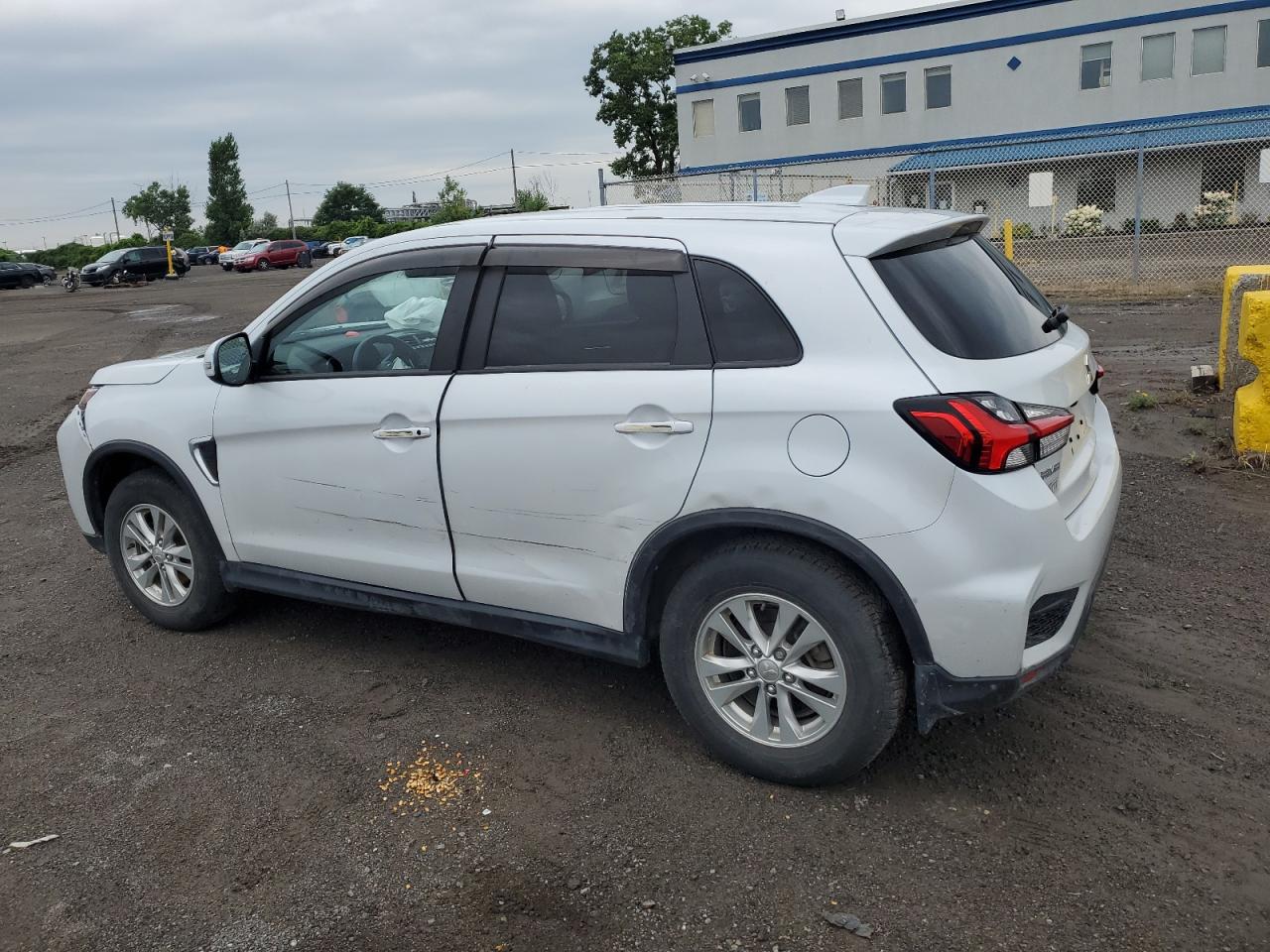 2022 MITSUBISHI RVR SE — снимка 2