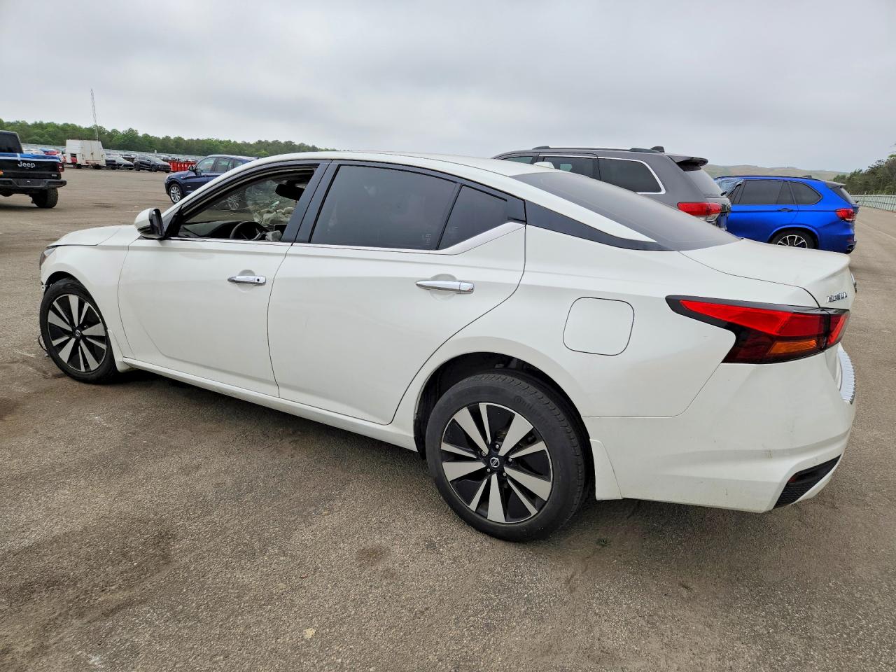 2019 NISSAN ALTIMA SV — снимка 2