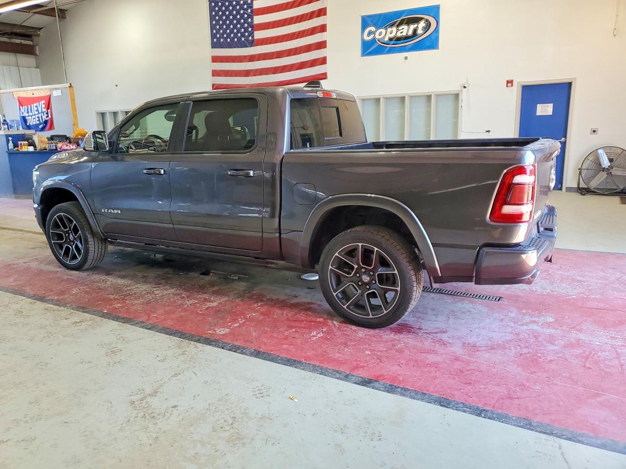 2019 RAM 1500 LARAMIE — снимка 2