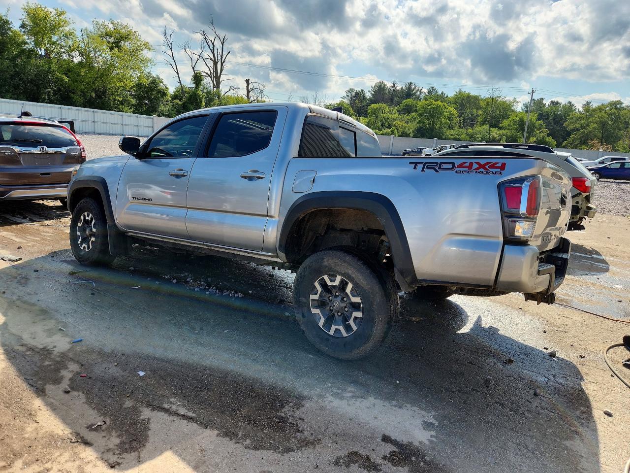 2022 TOYOTA TACOMA TRD OFF-ROAD — снимка 2