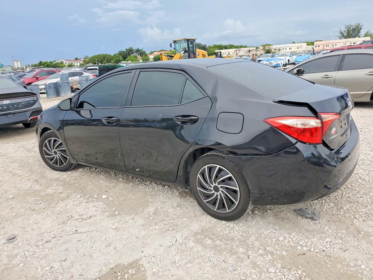 2019 TOYOTA COROLLA LE — снимка 2